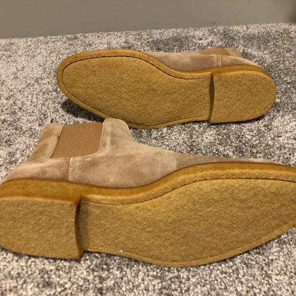 Common Projects Chelsea Boot (NEVER WORN) - Picture 5 of 8